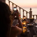 Laneez Ericeira Surf House - Hostel