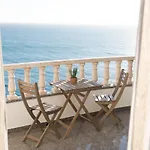 Laneez Ericeira Surf House -