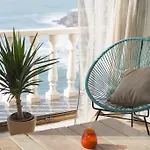 Hostel Laneez Ericeira Surf House -