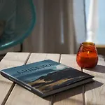 Laneez Ericeira Surf House - * Ericeira