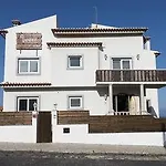 Laneez Ericeira Surf House - Hostel Ericeira