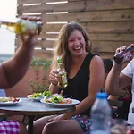 Laneez Ericeira Surf House - Hostel