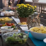 Hostel Laneez Ericeira Surf House - *