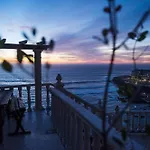 Laneez Ericeira Surf House -