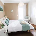 Laneez Ericeira Surf House - Hostel