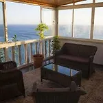 Hostel Laneez Ericeira Surf House - *