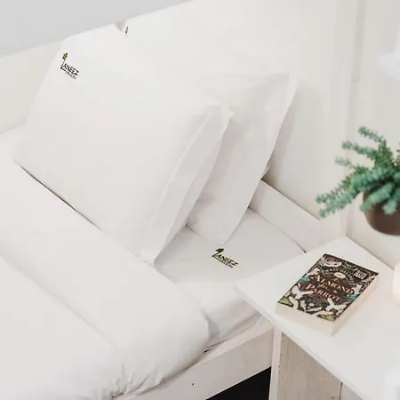 Хостел Laneez Surf House *