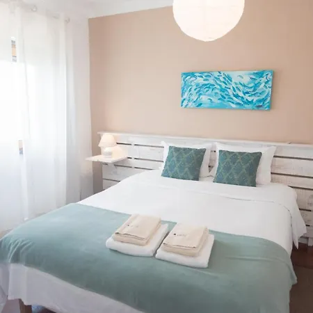 Хостел Laneez Surf House *