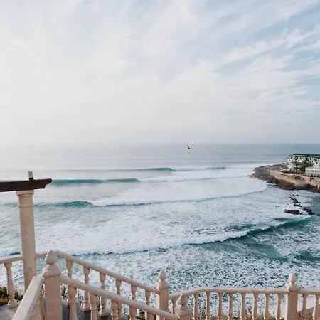 Vandrerhjem Laneez Surf House Ericeira
