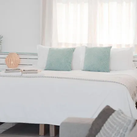 Laneez Surf House Vandrerhjem