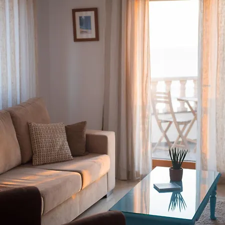 Vandrerhjem Laneez Surf House