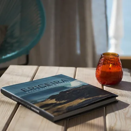 Laneez Surf House * Эрисейра