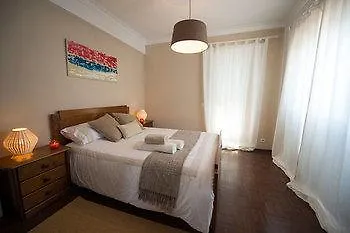 Laneez Surf House * Ericeira