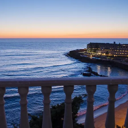 Laneez Surf House Эрисейра