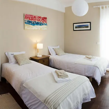 Laneez Surf House Vandrerhjem Ericeira