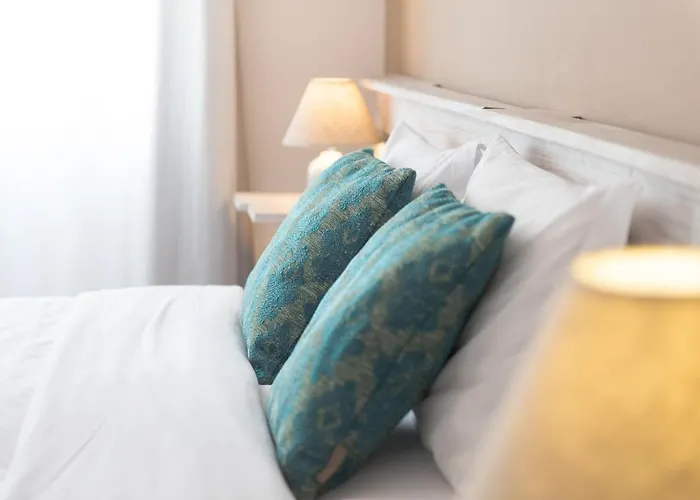 Laneez Ericeira Surf House - Hostel *