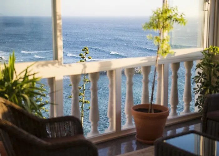 Laneez Ericeira Surf House -