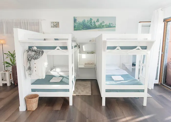 Laneez Ericeira Surf House - Hostel