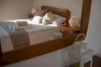 Laneez Ericeira Surf House - Ericeira