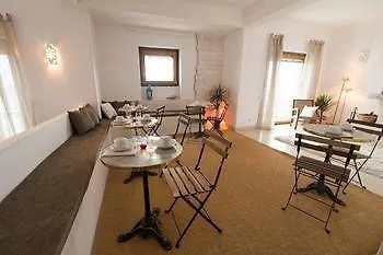 Laneez Ericeira Surf House - *