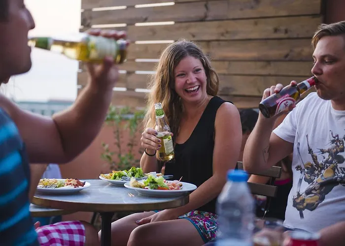 Laneez Surf House ホステル