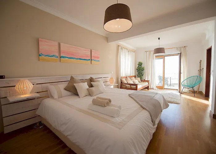 אכסניה Laneez Surf House