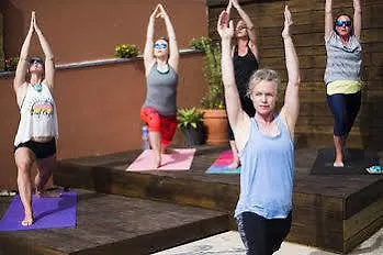 Laneez Ericeira Surf House - *